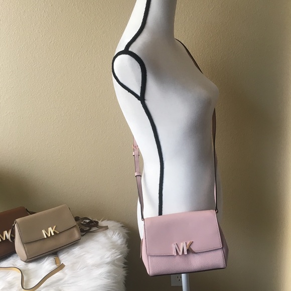 New Michael Kors small Montgomery Crossbody - Picture 5 of 8